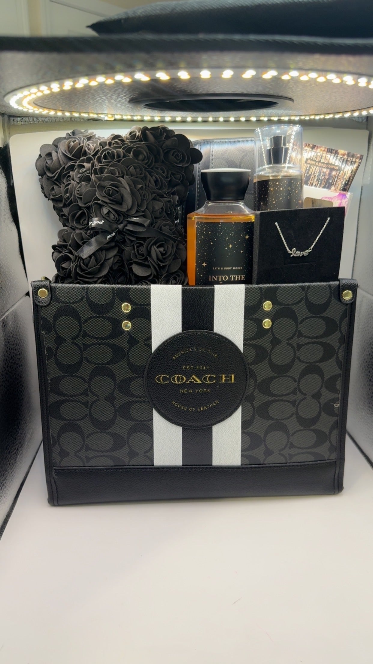 Mother’s Day Coach Basket