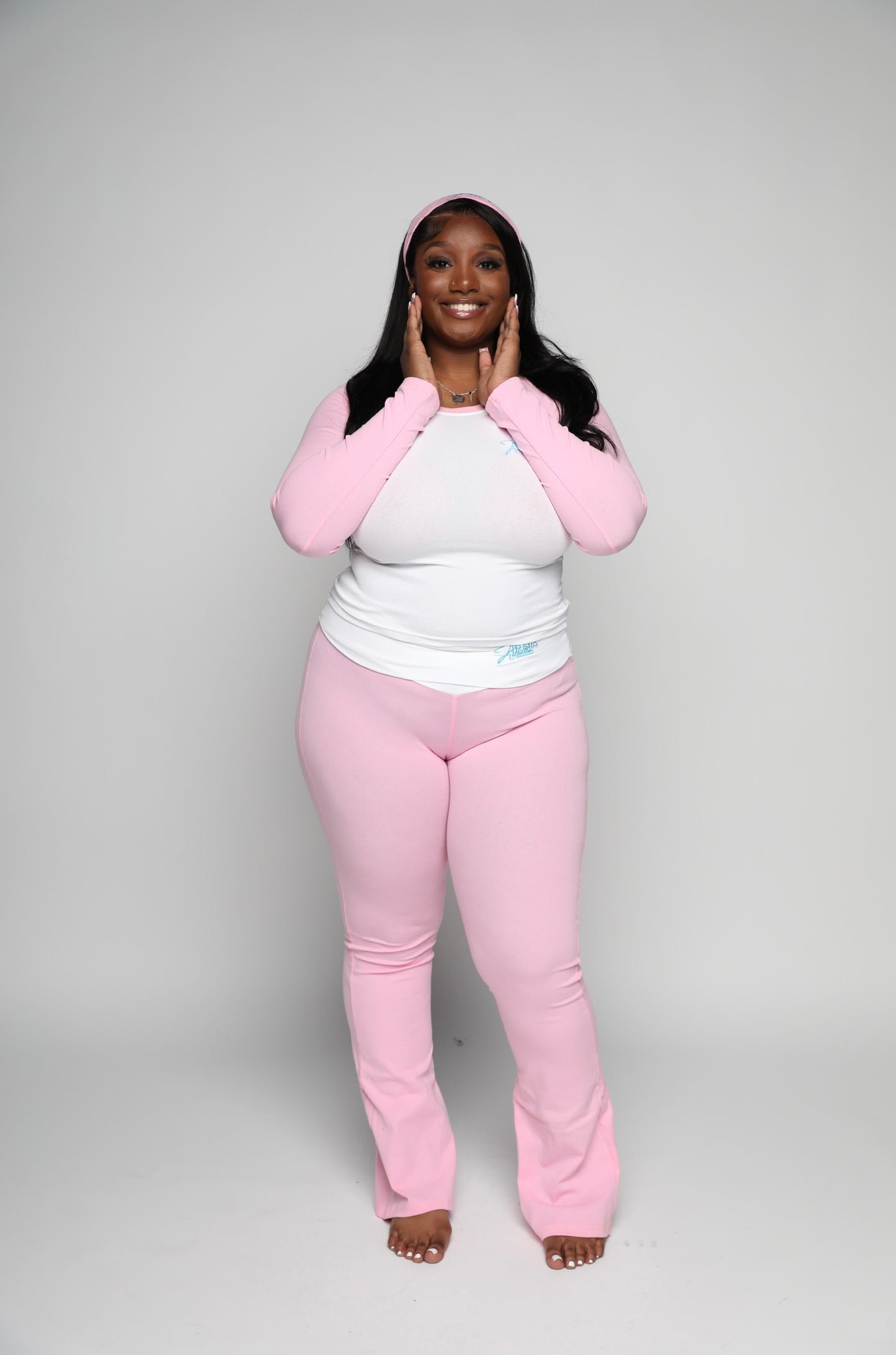 Pink TBK 3-Piece handbag set with blue logo🩷🩵