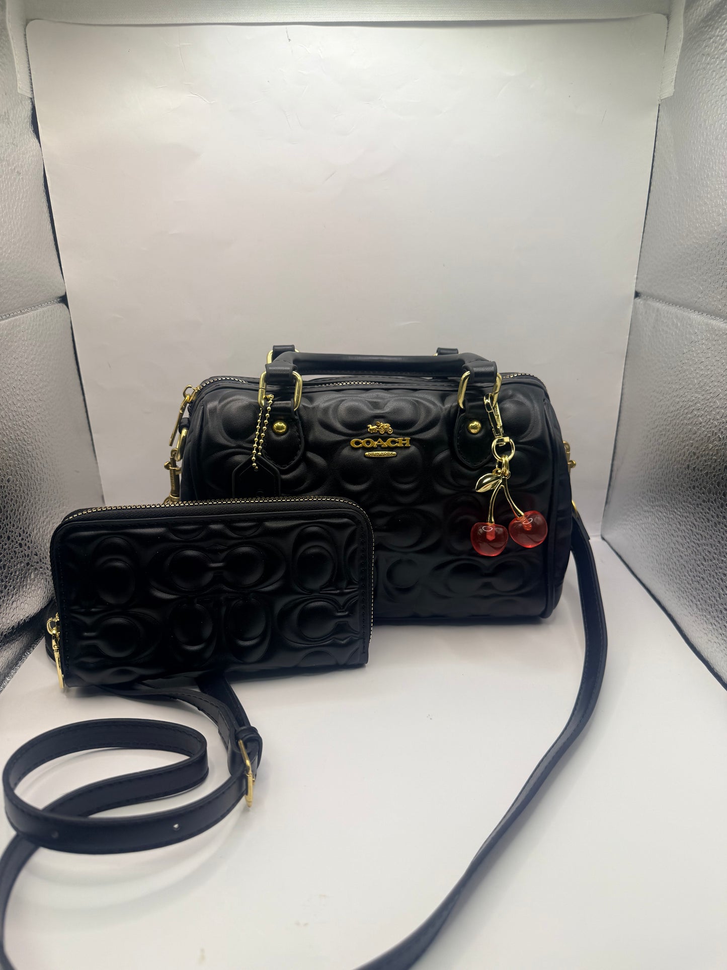 Coach Duffle Bag w/wallet